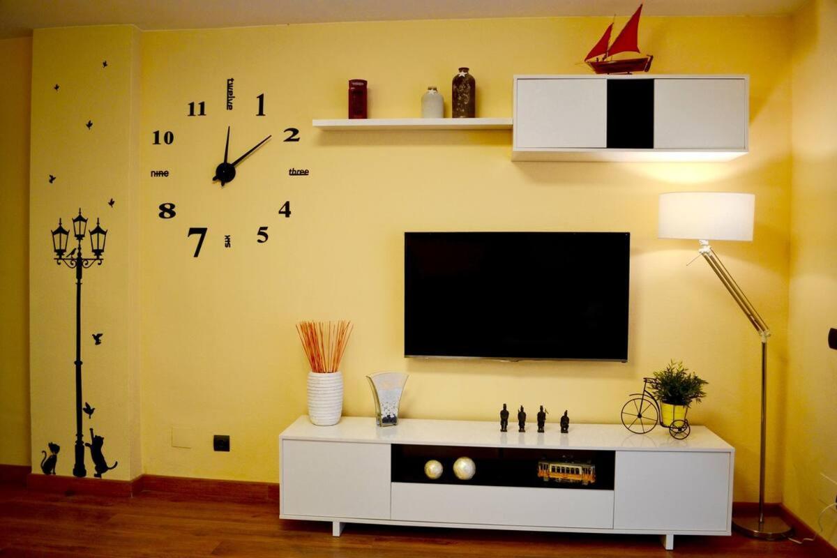 Holgaristic - Apartment Montblanc Seclo Salou Luaran gambar